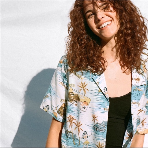 Aritzia Wilfred Hawaiian Tropical Aloha Shirt - XS - Picture 3 of 6